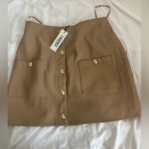 L'AGENCE Beige Leather Skirt with Gold Buttons